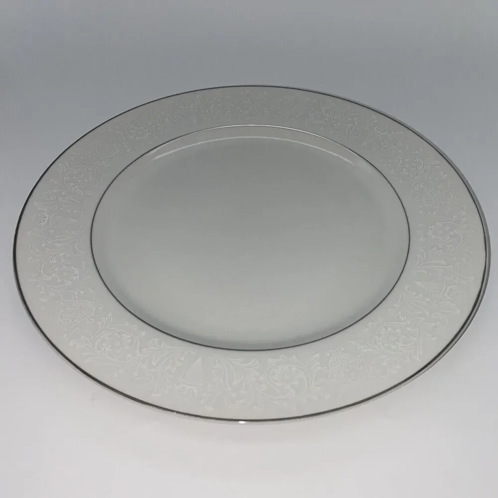 2 Crown Victoria Lovelace China 10.5” Dinner Plates Replacement